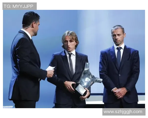 足球明星新老房子对比揭秘豪宅生活与奋斗岁月的真实故事