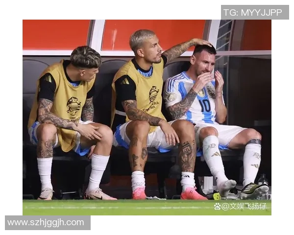 足球明星窃喜表情包带你领略赛场背后的幽默与欢乐瞬间